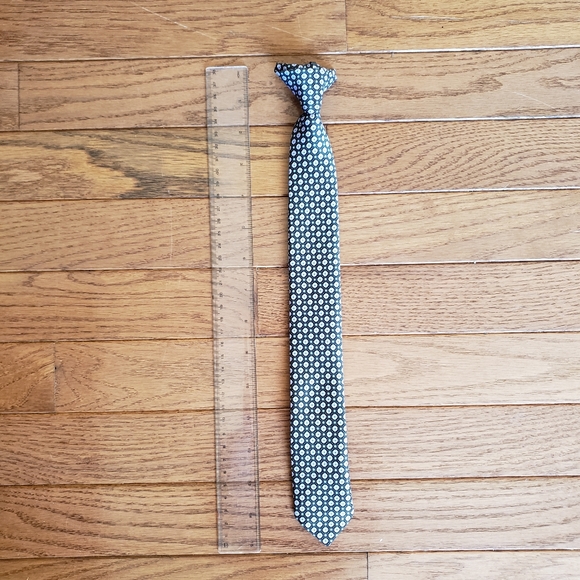 Boys clip on tie - Picture 1 of 4